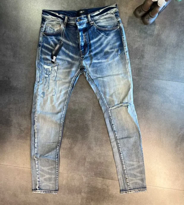 Amiri Jeans 300-4