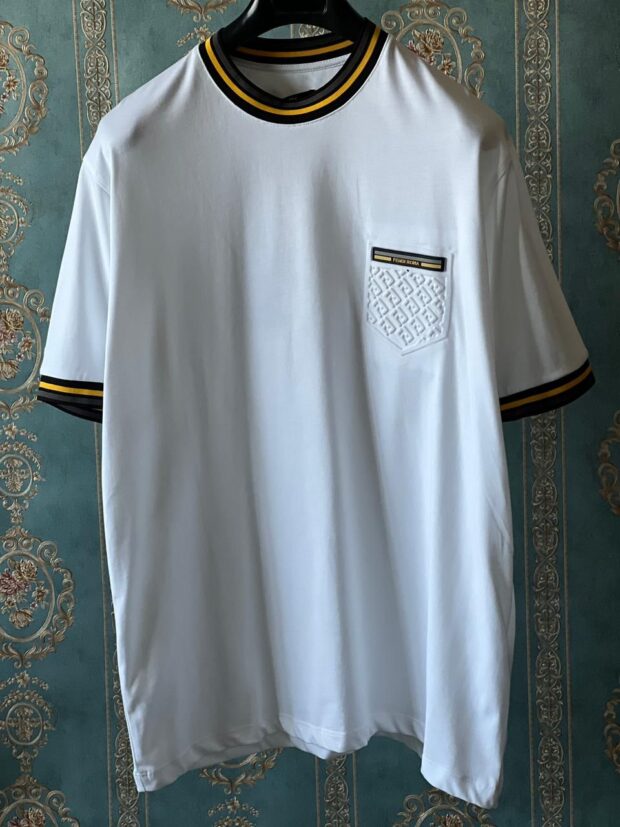 Fendi T-Shirt 250-40