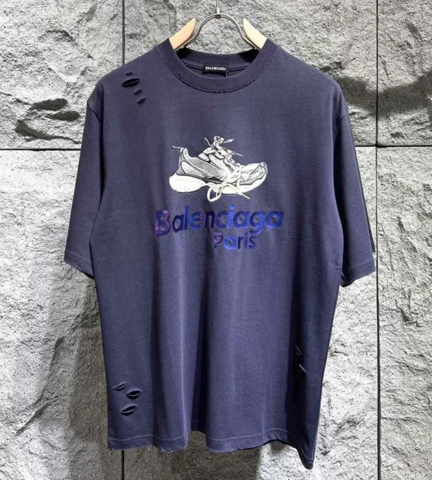 Balenciaga T-Shirt 250-17