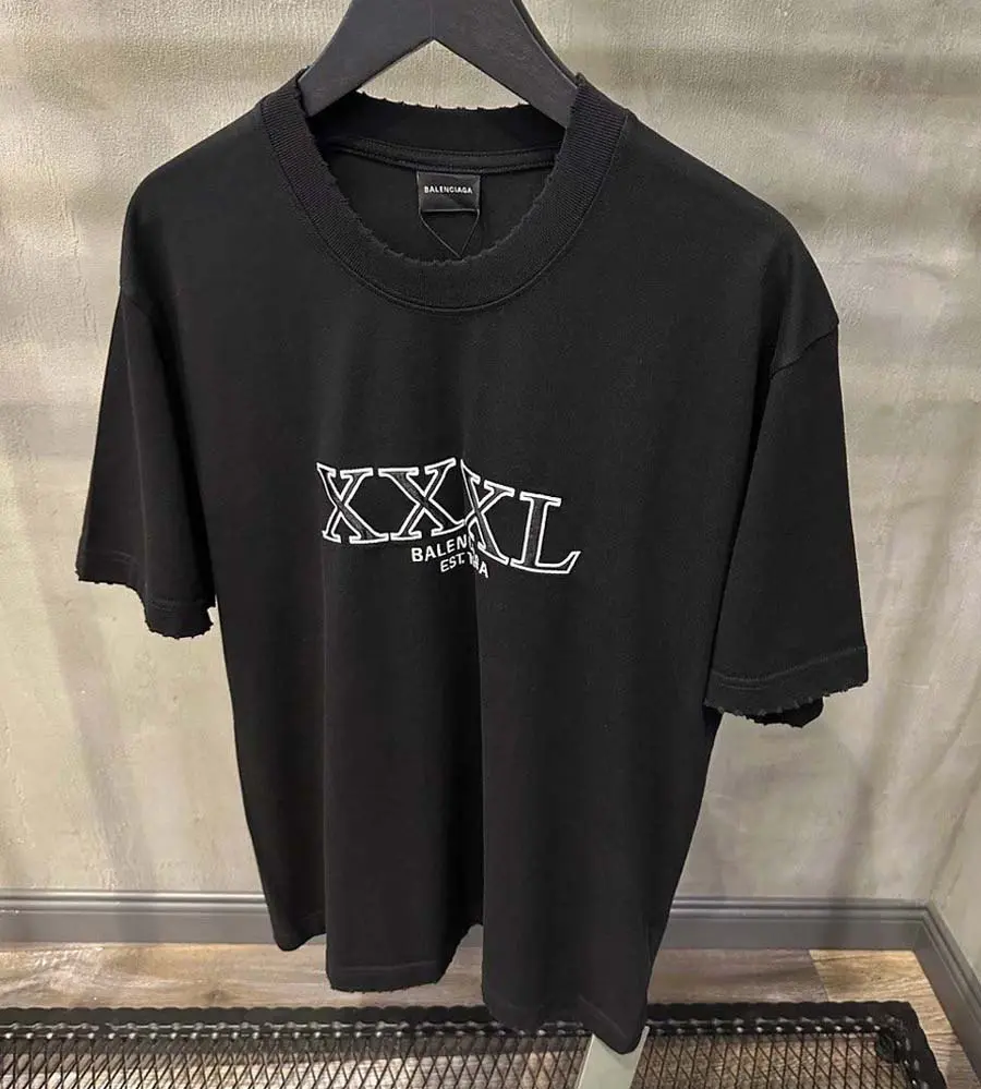 Balenciaga T-Shirt 250-37