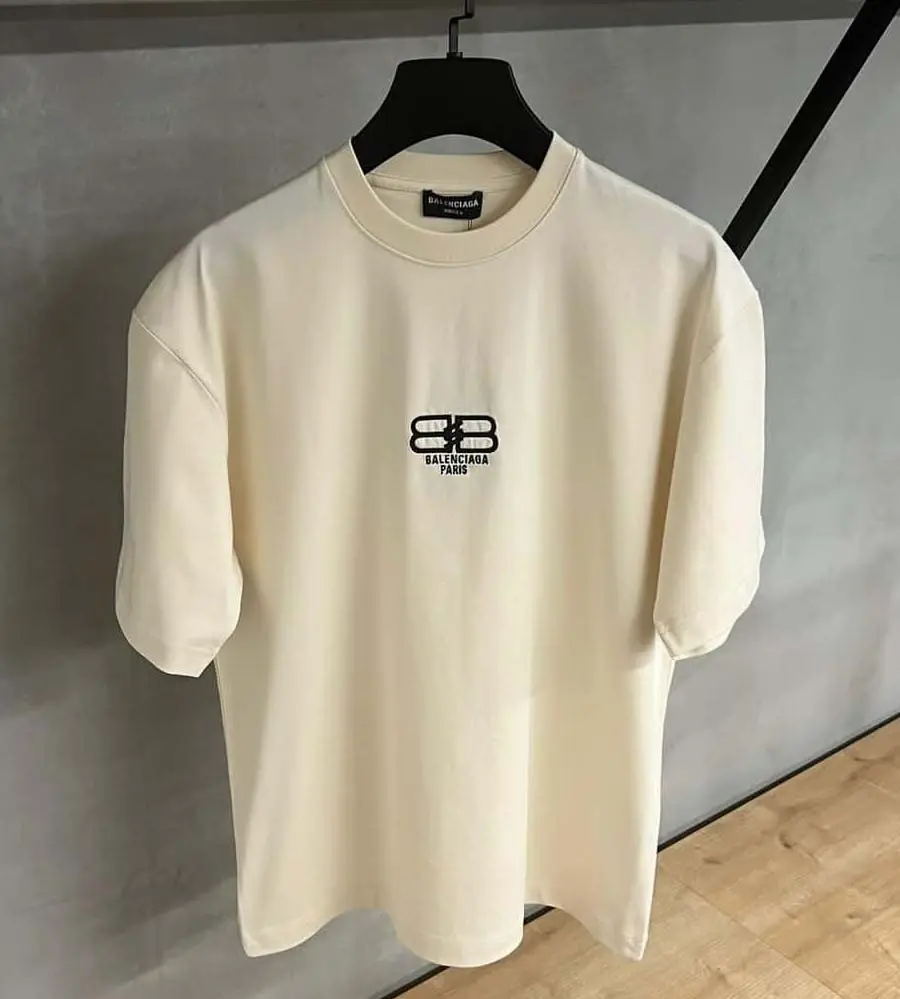 Balenciaga T-Shirt 250-45