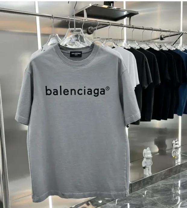 Balenciaga T-Shirt 250-50