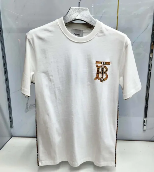 Burberry T-Shirt 250-11