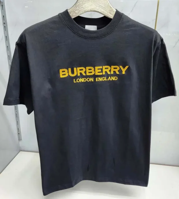 Burberry T-Shirt 250-32