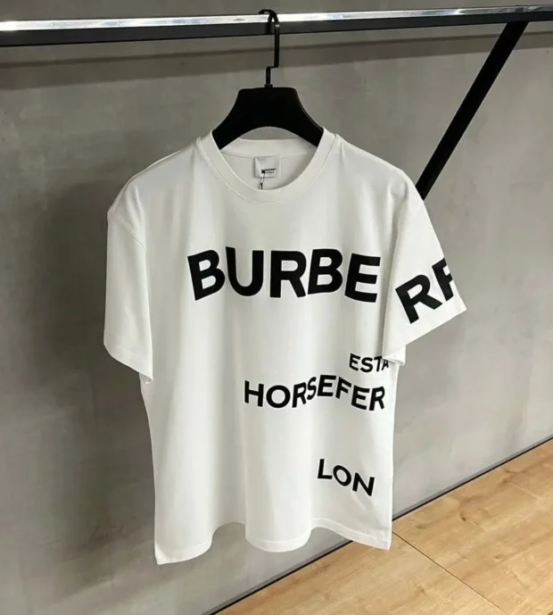 Burberry T-Shirt 250-40