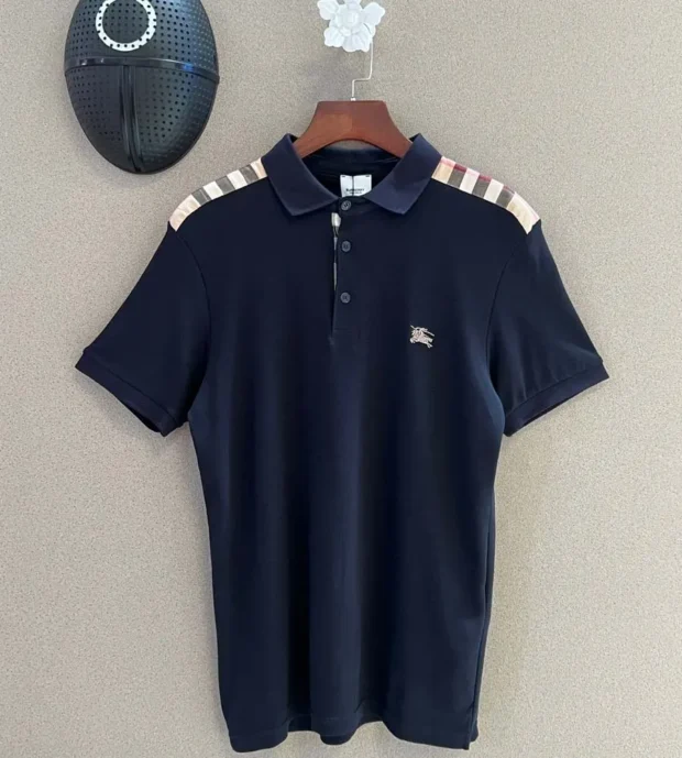 Burberry T-Shirt 250-42