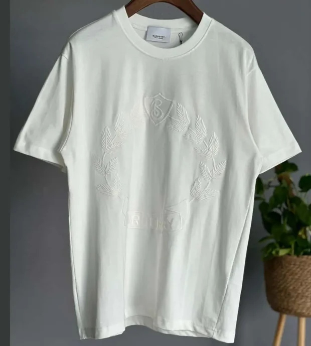 Burberry T-Shirt 250-61