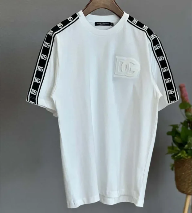Dolce & Gabbana T-Shirt 250-33