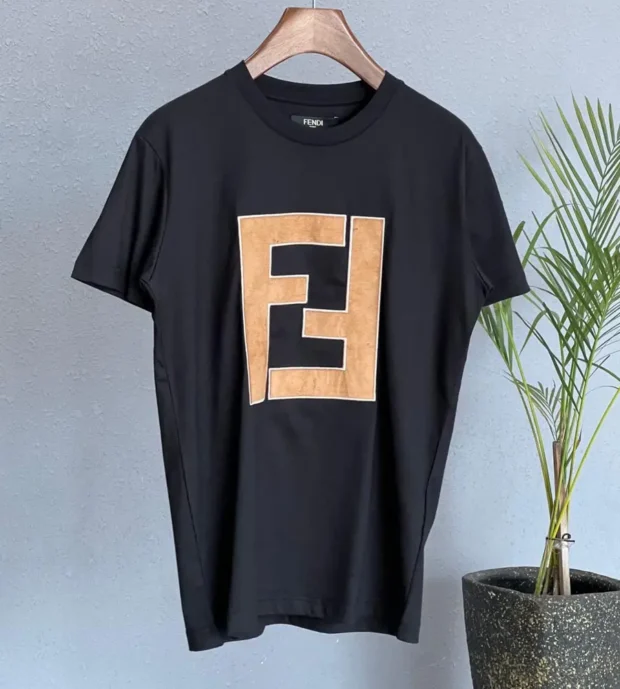 Fendi T-Shirt 250-11