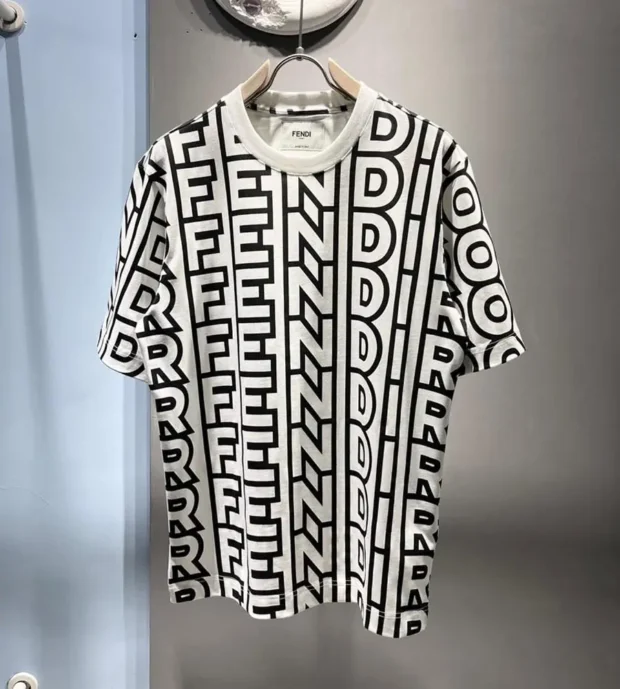 Fendi T-Shirt 250-28