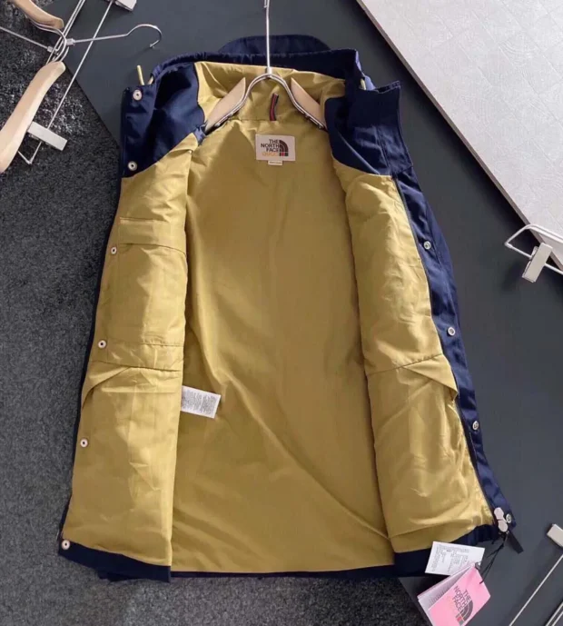 Gucci Reversible Cotton and Nylon’s Jacket 750-3 - Image 2