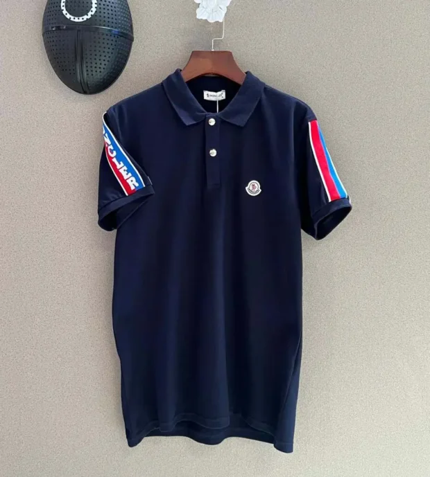 Moncler T-Shirt 250-11