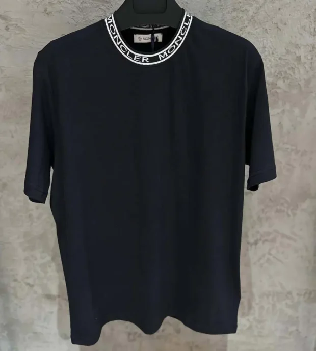 Moncler T-Shirt 250-9