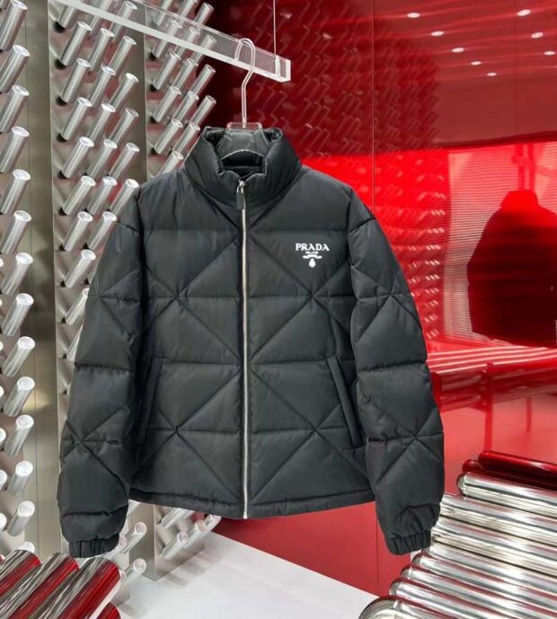 Prada Nylon Gabardine Cropped Puffer Jacket 850-1