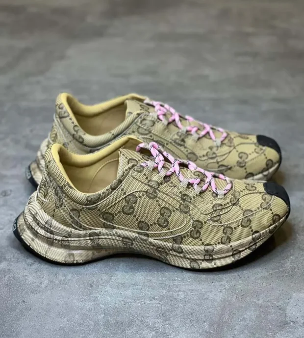 Gucci Run Sneakers Leather 800