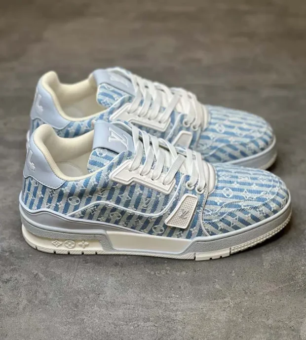 LV monogram SS LV Trainer Sneakers 800-1