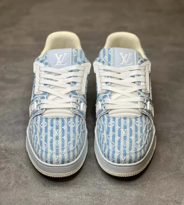 LV monogram SS LV Trainer Sneakers 800-1 - Image 3