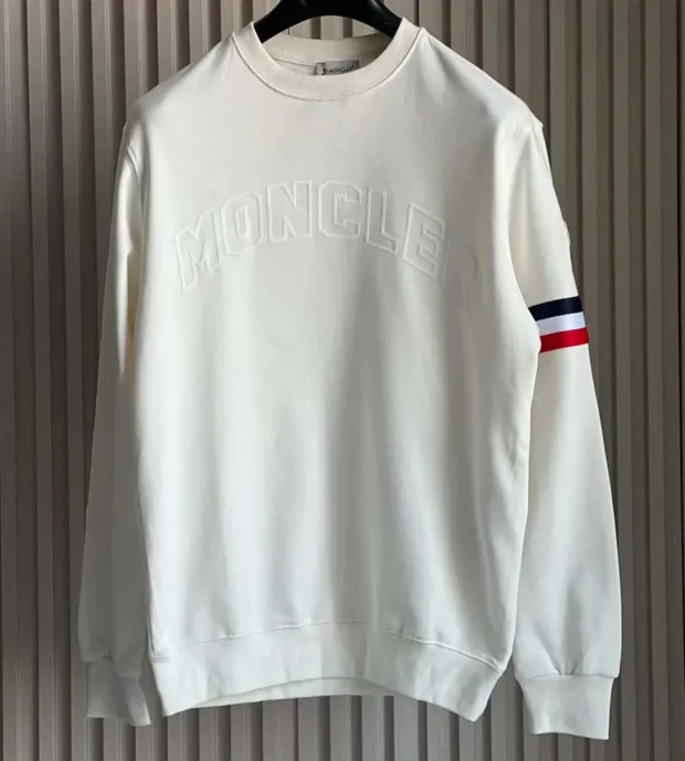 Moncler Sweater 350-8