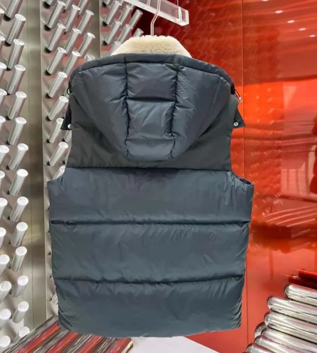 Moncler Waistcoat-725-2 - Image 2