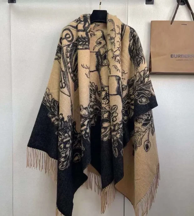 Burberry Cashmere Shawl-700