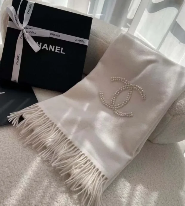 Channel Scarf-350-12