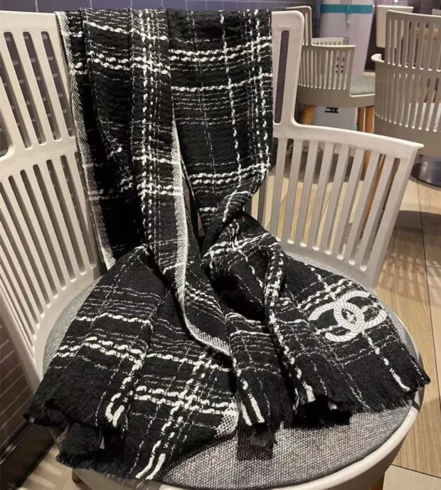 Channel Scarf-350-8