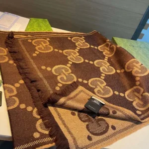 Gucci Scarf and Shawl-350-17