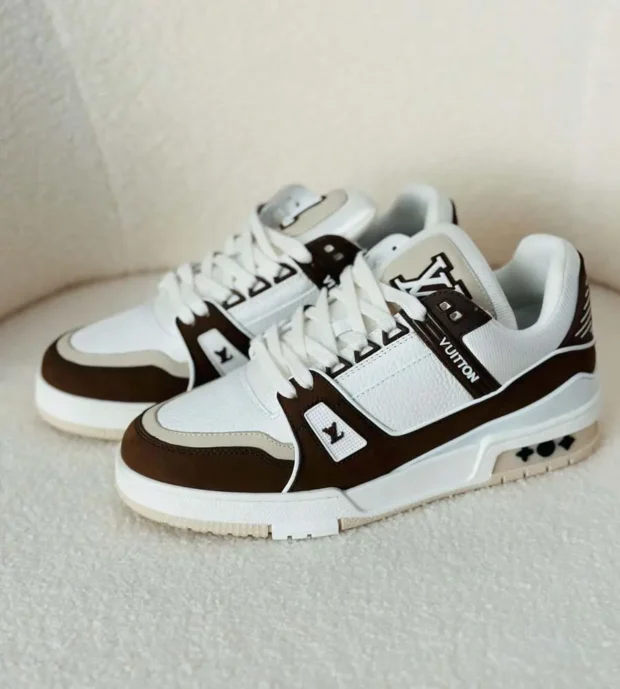 LV Sneakers-650-5