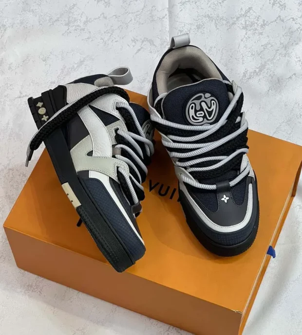 LV Sneakers-700-2 - Image 2