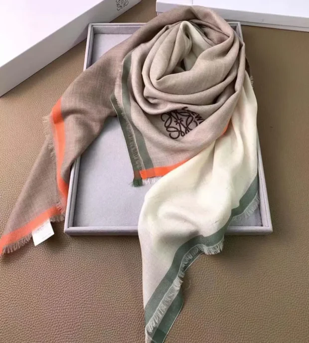 Loewe Scarf-350-1