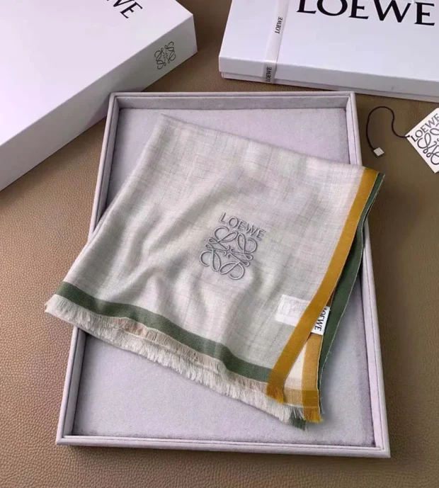 Loewe Scarf-350-2