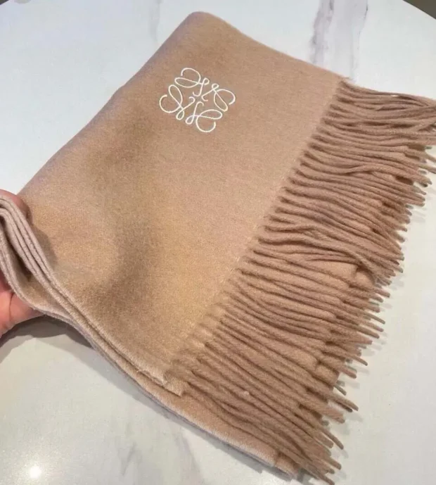 Loewe Scarf-350-15