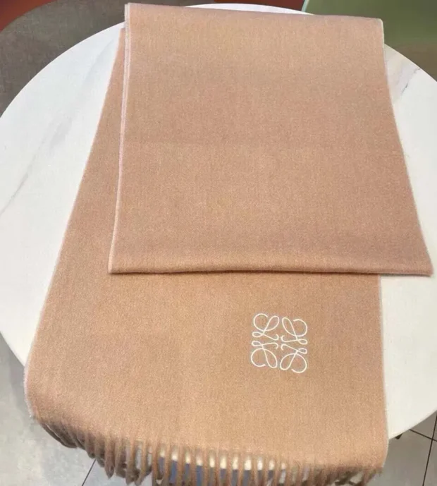 Loewe Scarf-350-15 - Image 3
