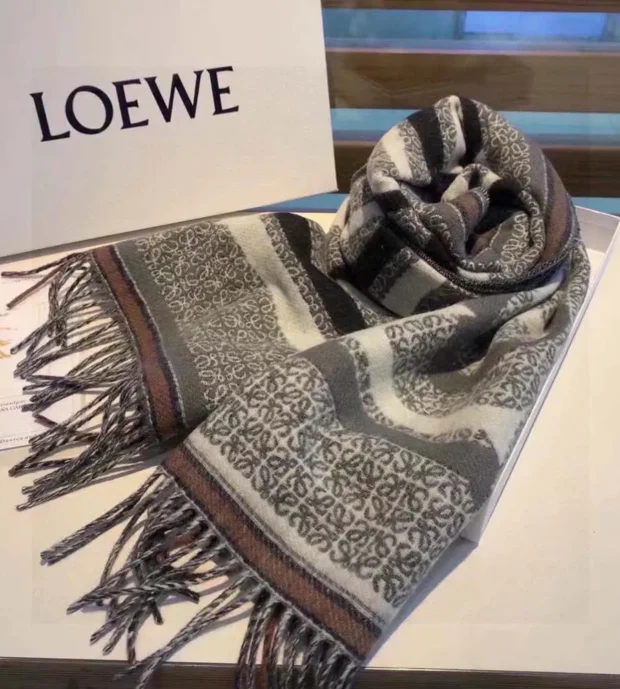 Loewe Scarf-350-4