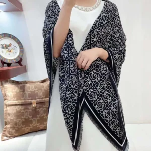 Loewe Shawl-400-1