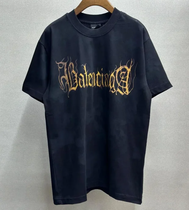 Balenciaga T-Shirt 250-106