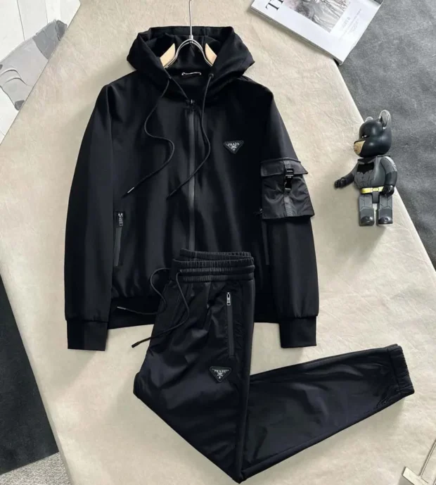 New Prada Tracksuit-700-1