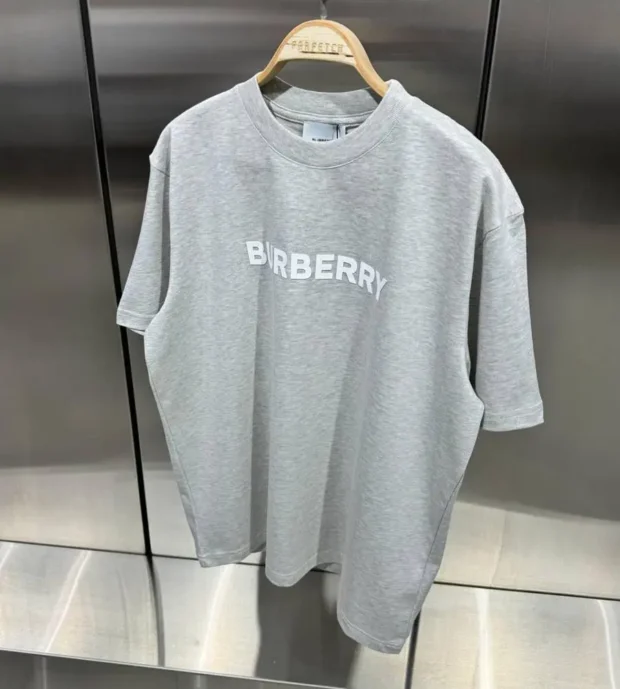 Burberry T-Shirt 250-84