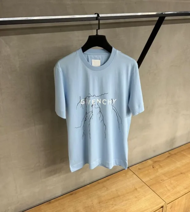 Givenchy T Shirt-250-8