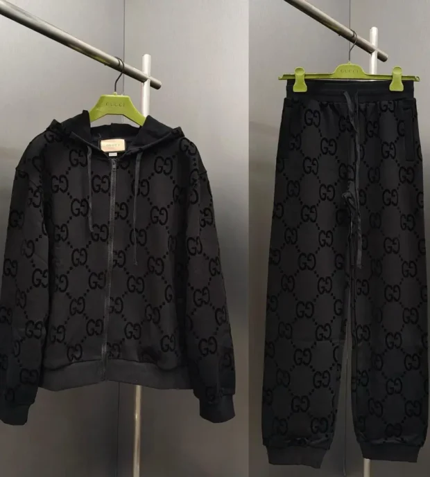 Gucci Track Suit-700