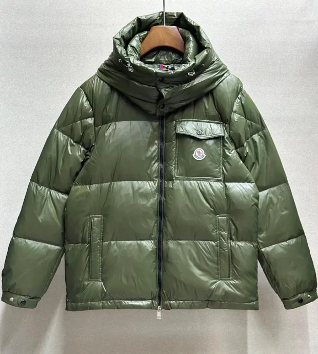 Moncler Jacket-800-8
