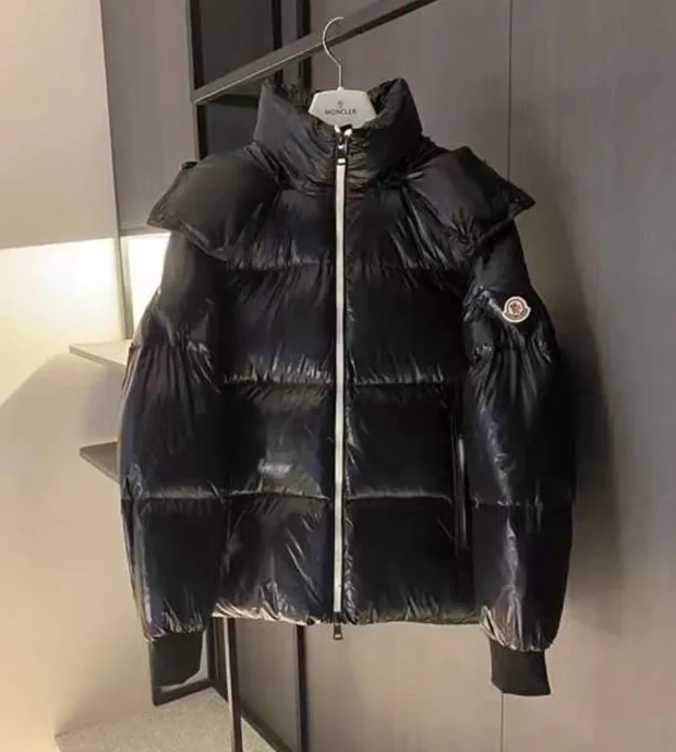 Moncler Jacket-950-1