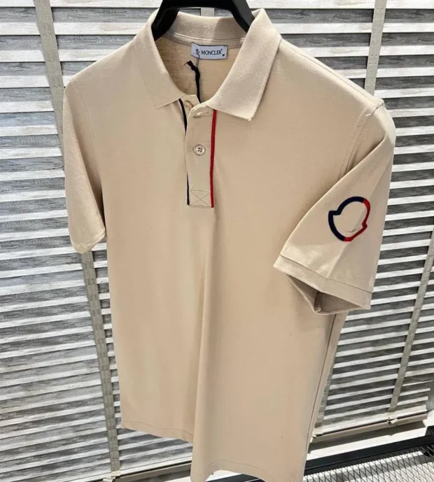 Moncler T-Shirt 250-24