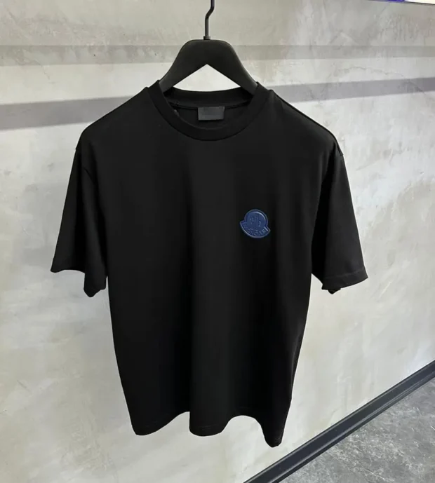 Moncler T-Shirt 250-27