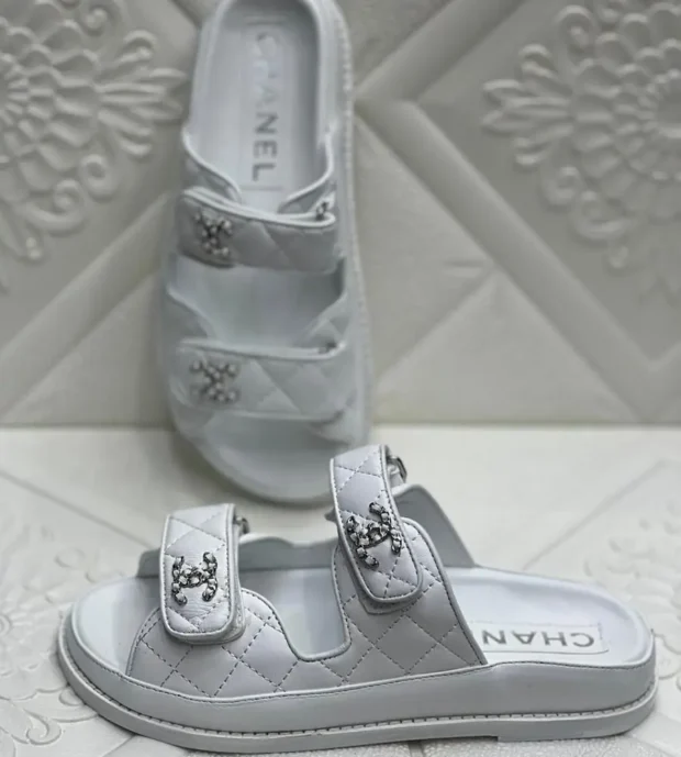 Chanel Ladies Sandals Slider-500-5