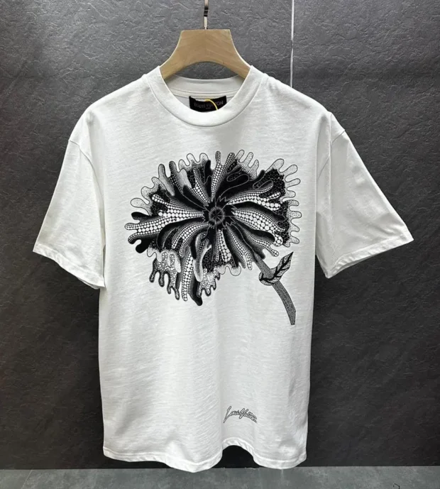 LV T Shirt-250-31