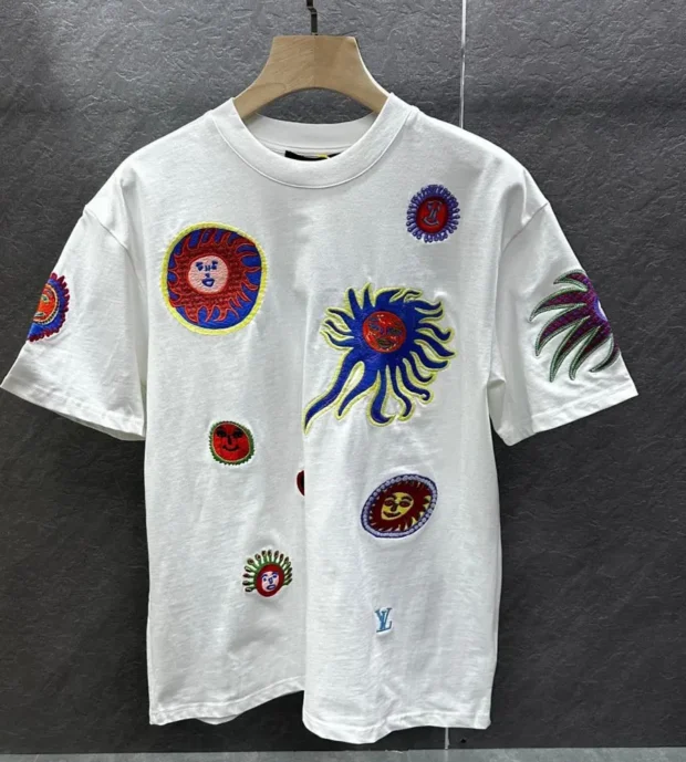 LV T Shirt-250-34