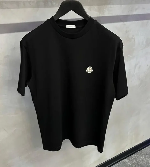 Moncler T-Shirt 250-29