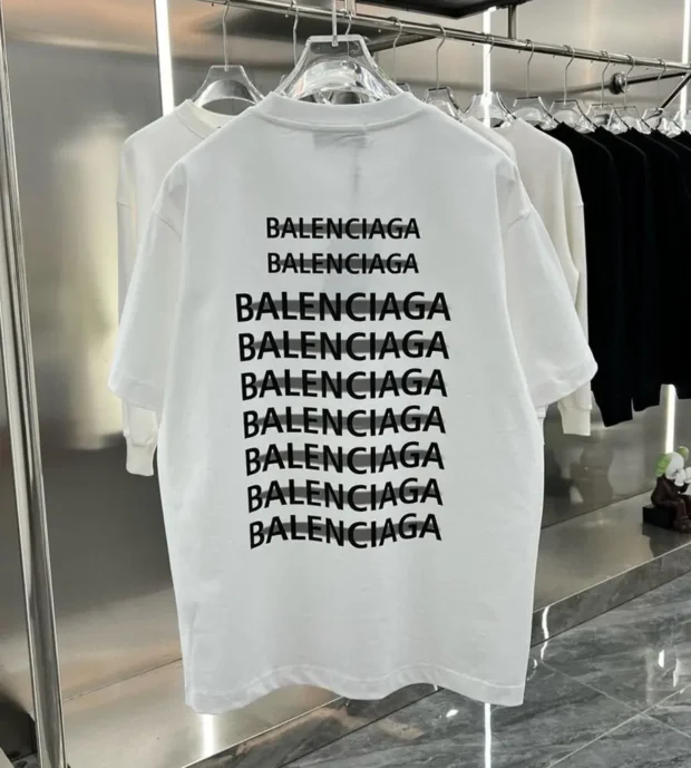 Balenciaga T-Shirt 250-119 - Image 2