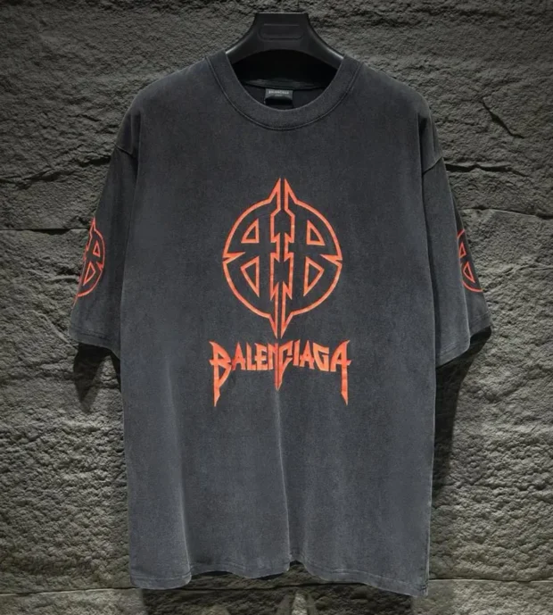 Balenciaga T-Shirt 250-131